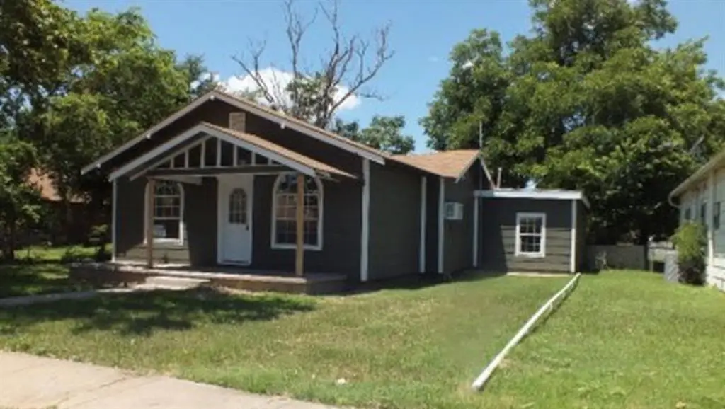 216 N Broadway Avenue, Tipton, OK 73570 - #1