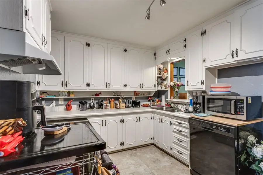 314 E Jarman Drive, Midwest City, OK 73110 - #3