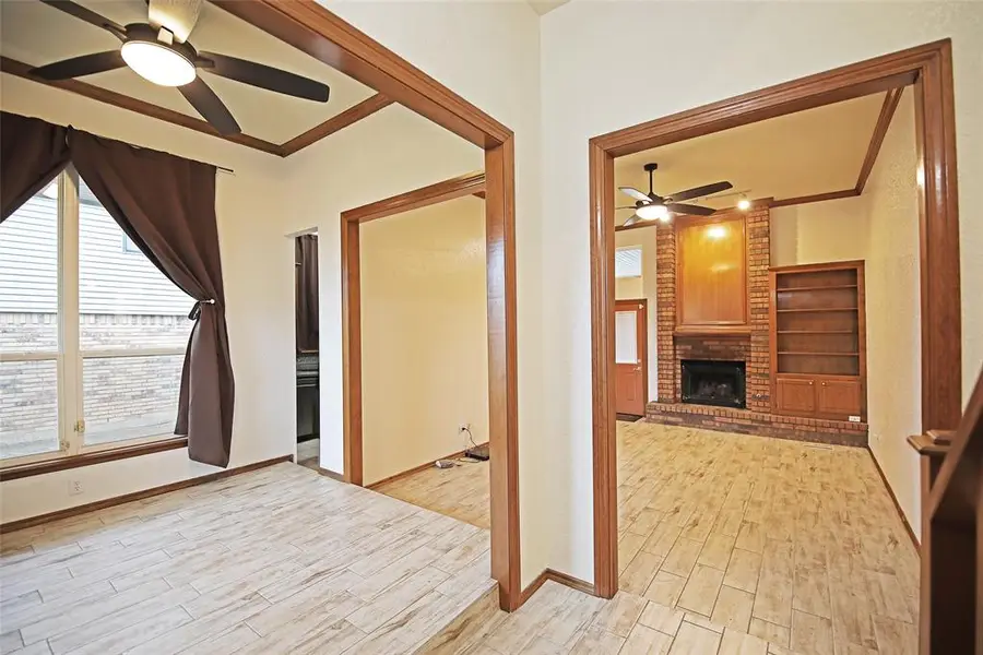 9301 Buttonwood Avenue, Moore, OK 73160 - #2