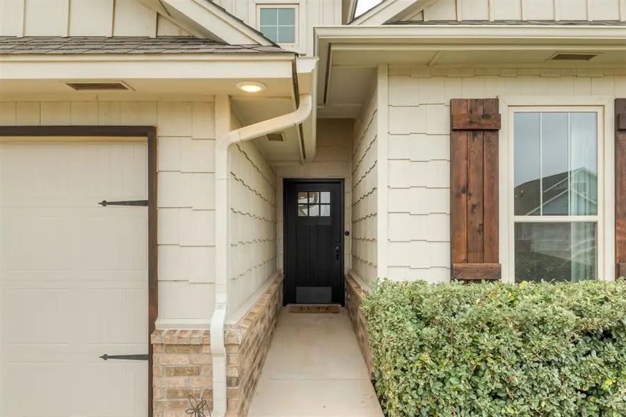 9121 NW 119th Street, Yukon, OK 73099 - #3