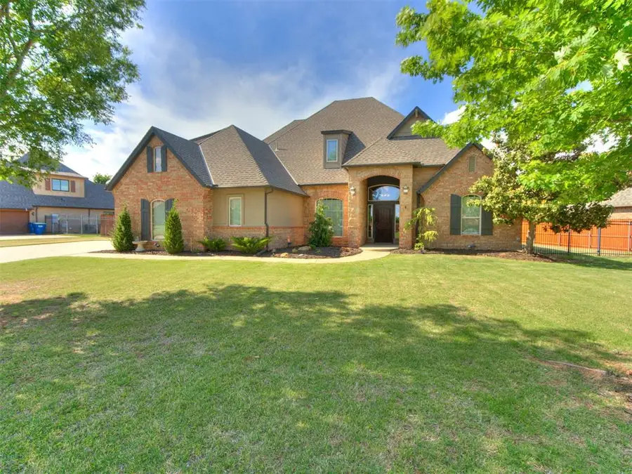 1017 W Camellia Way, Mustang, OK 73064 - #2