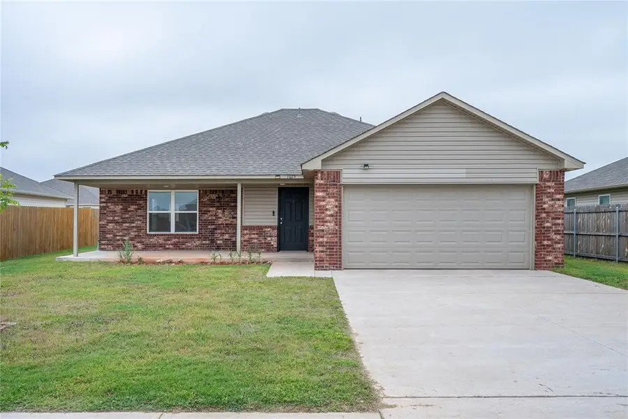 1025 S Colt Lane, Mustang, OK 73064 - #2