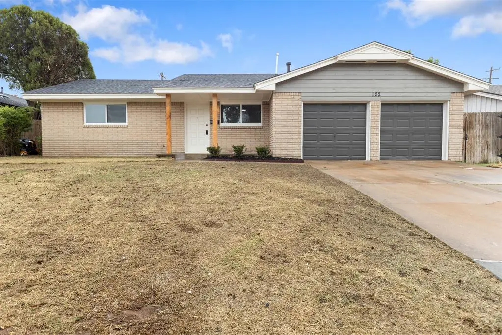 122 Kelly Drive, Moore, OK 73160 - #1