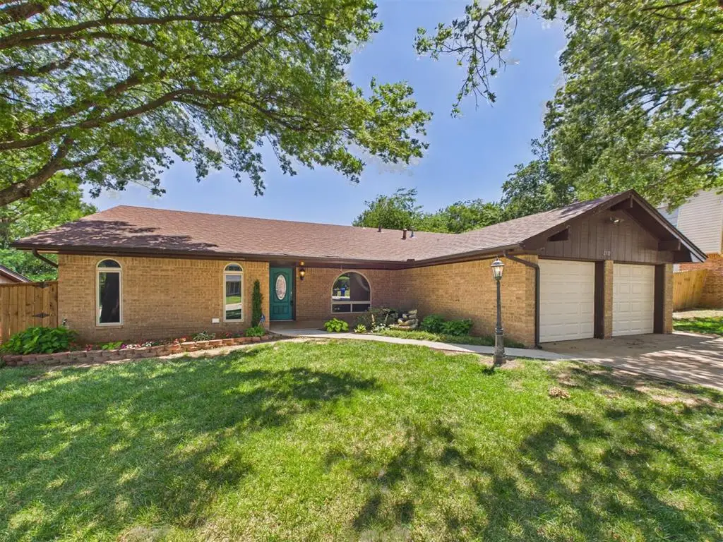 2332 Lindenwood Lane, Norman, OK 73071 - #1