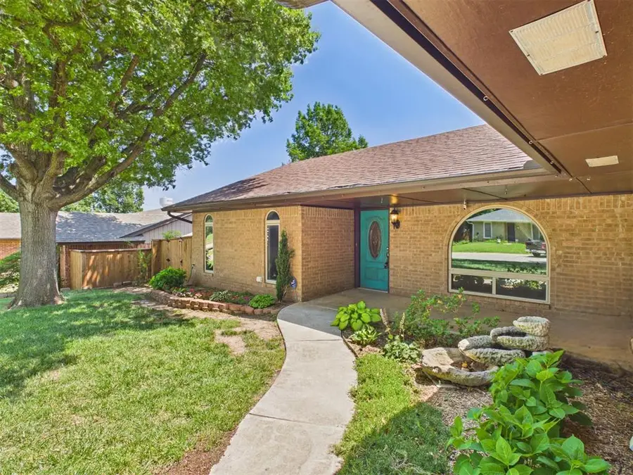 2332 Lindenwood Lane, Norman, OK 73071 - #3