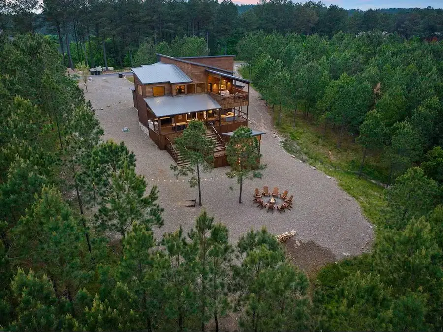 1808 Pine Hills Road, Broken Bow, OK 74728 - #2
