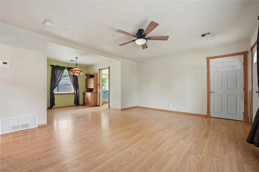 5113 N Sapulpa Avenue, Oklahoma City, OK 73112 - #3