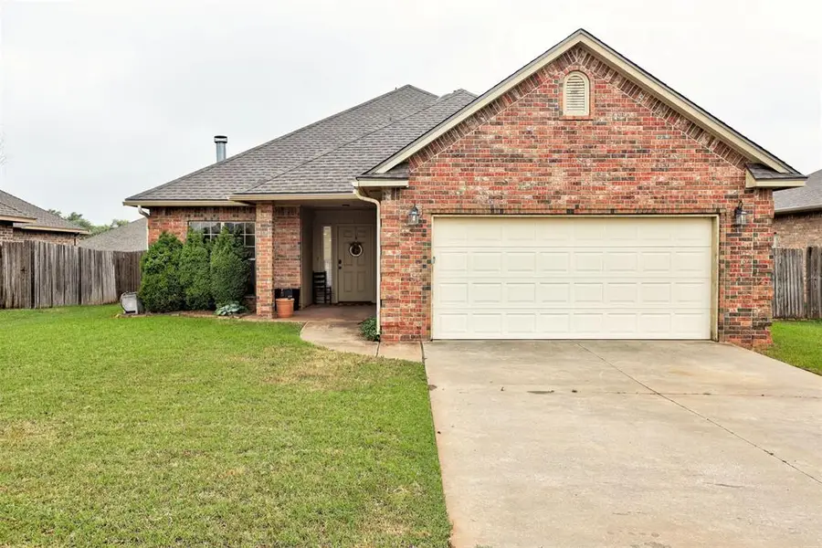 1824 NE 32nd Street, Moore, OK 73160 - #2