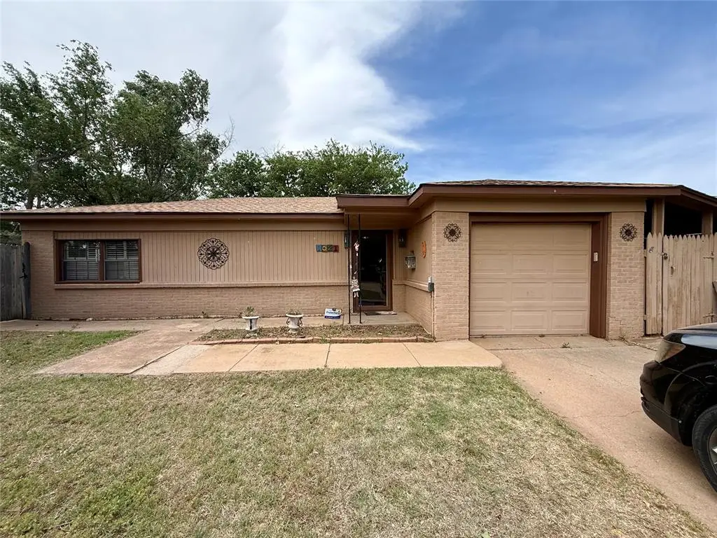 1021 Coe Street, Altus, OK 73521 - #1