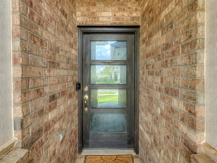 9208 NW 91st Street, Yukon, OK 73099 - #2