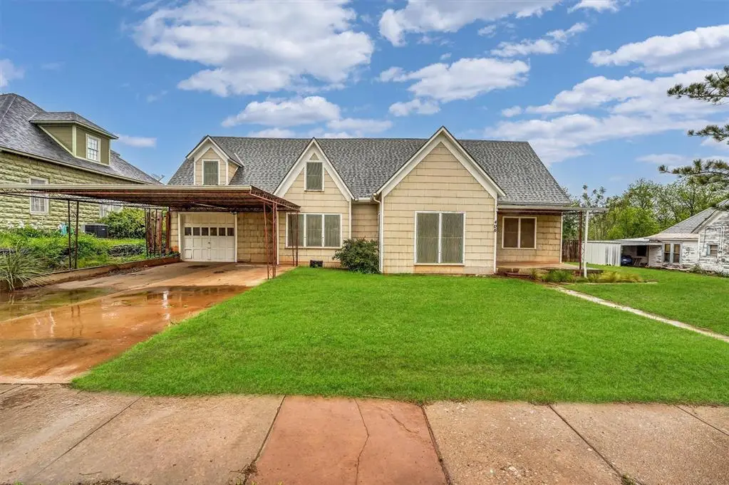 406 N 4th Street, Sayre, OK 73662 - #1