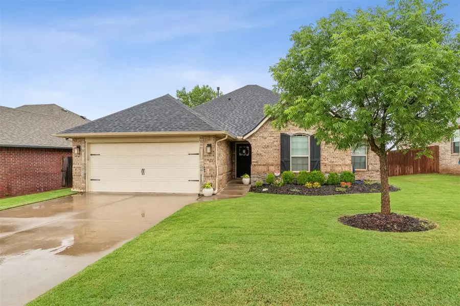 2340 Santa Monica Street, Edmond, OK 73034 - #2