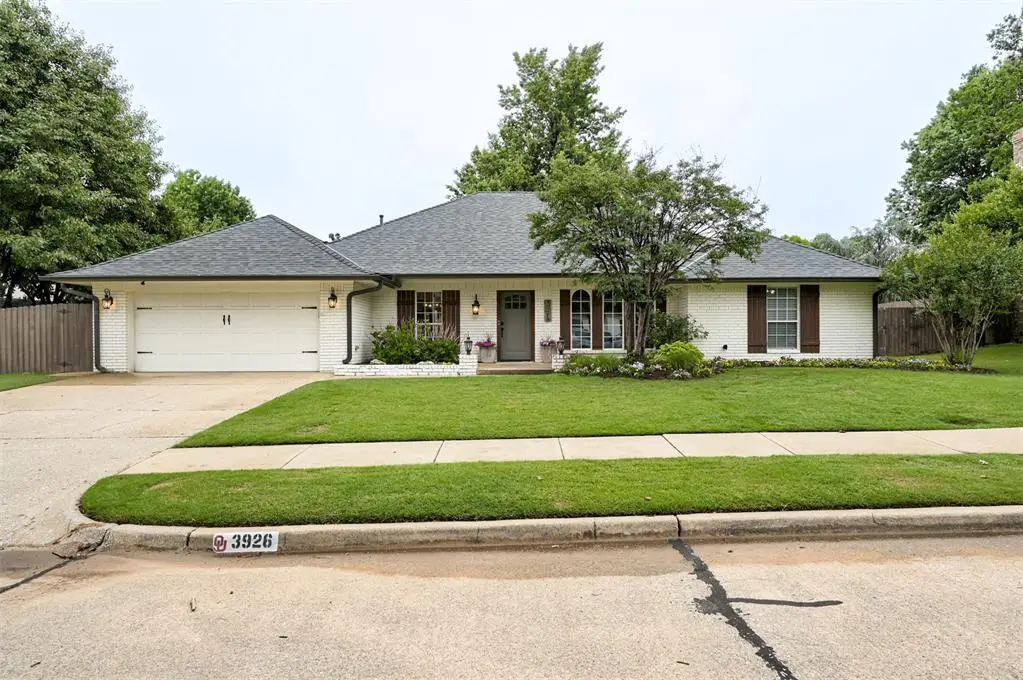 3926 Warwick Drive, Norman, OK 73072 - #1