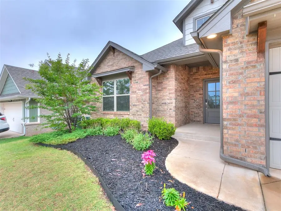 8400 Rainier Street, Edmond, OK 73034 - #2