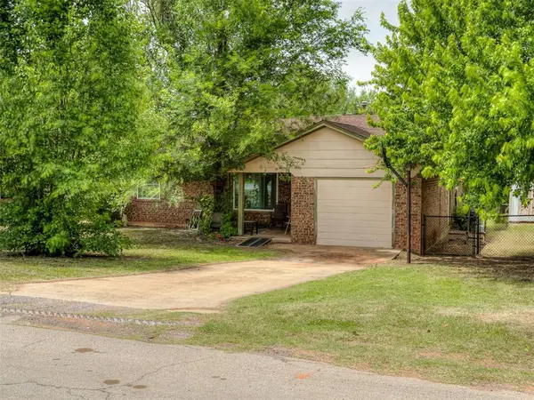 321 N Jefferson Avenue, Blanchard, OK 73010