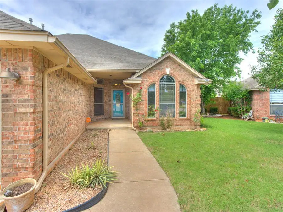 713 N Elk Way, Mustang, OK 73064 - #3