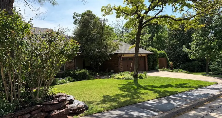 1002 Sunny Brook Drive, Edmond, OK 73034 - #2