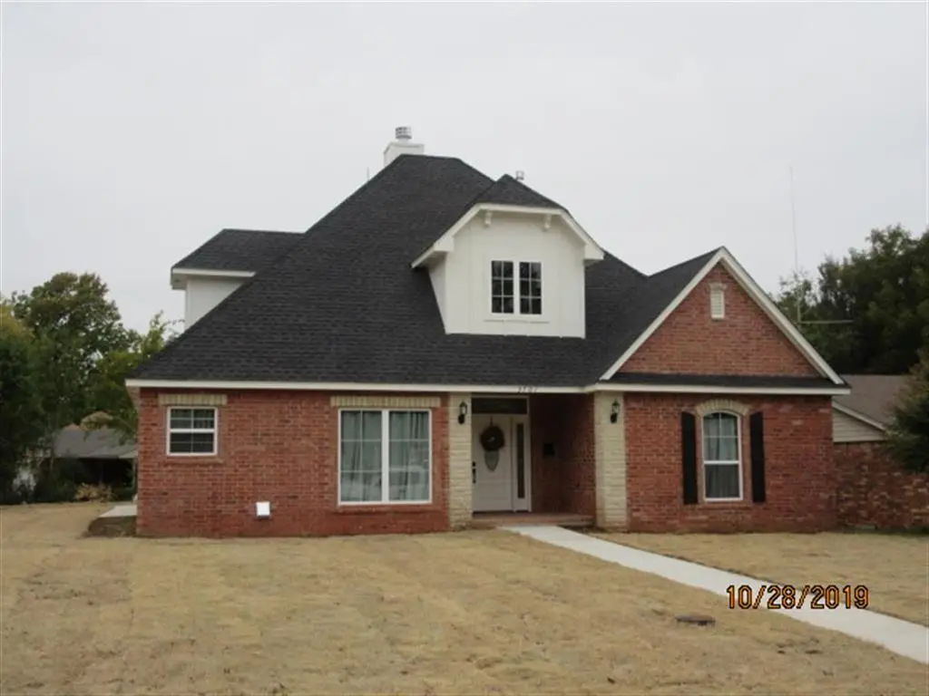 3701 Sunvalley Drive, Midwest City, OK 73110 - #1