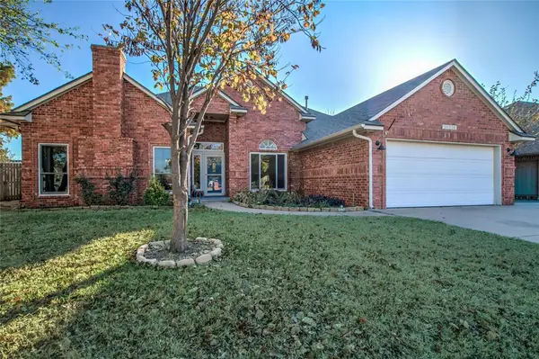 14504 Waterfront Road, Edmond, OK 73013