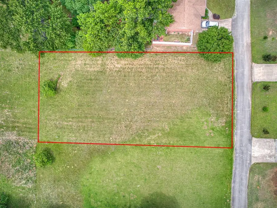 1749 Rockford Drive, Eufaula, OK 74432 - #2