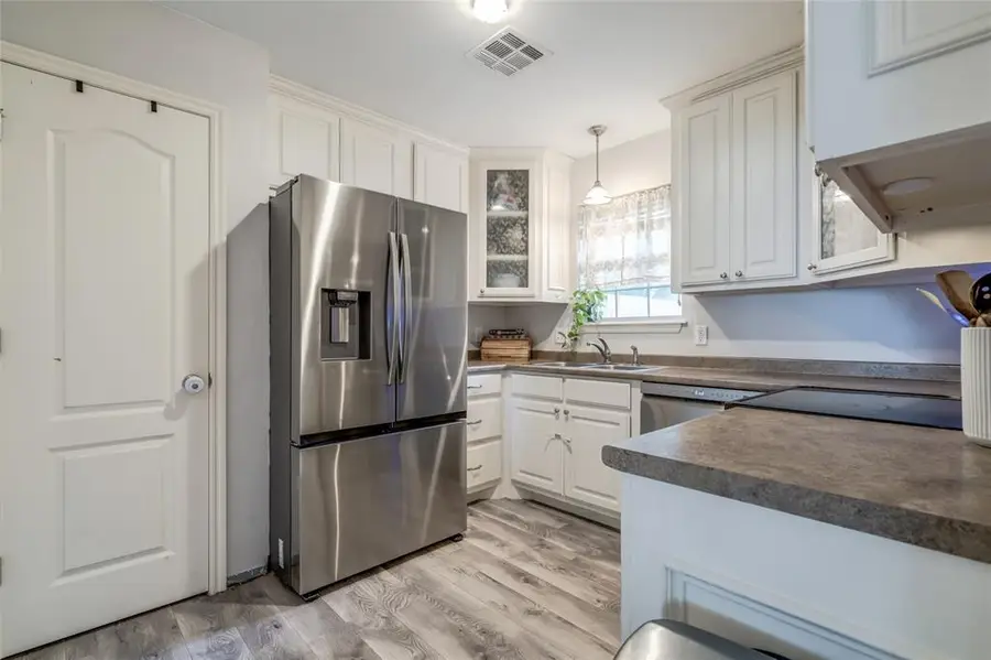 410 E Jefferson Street, Crescent, OK 73028 - #3
