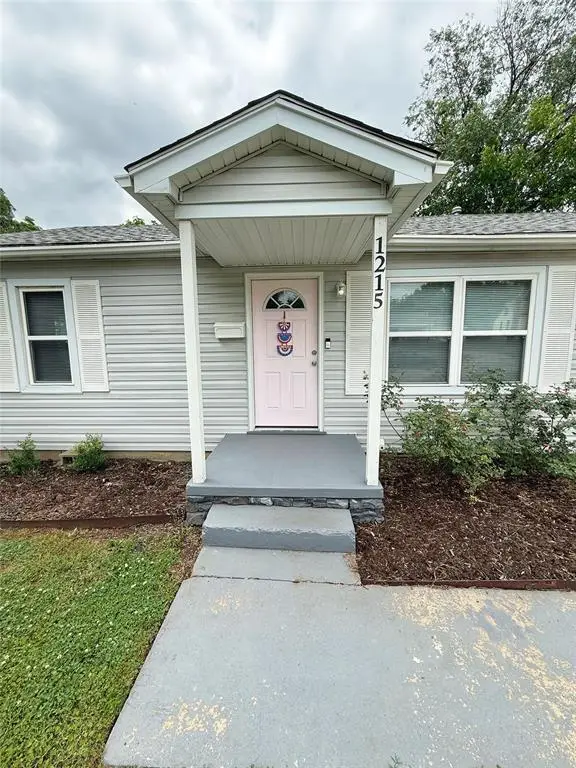 1215 Carol Drive, Shawnee, OK 74804
