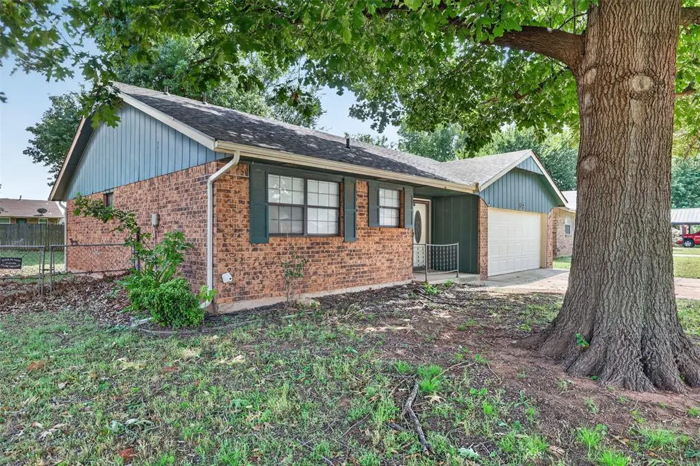 644 W Forster Drive, Mustang, OK 73064 - #1
