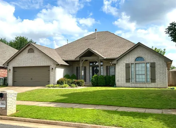 2004 Del Simmons Drive, Edmond, OK 73003