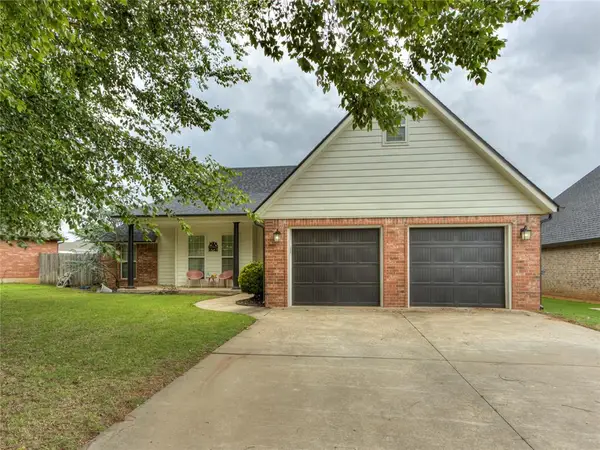 324 E Charlotte Terrace, Mustang, OK 73064