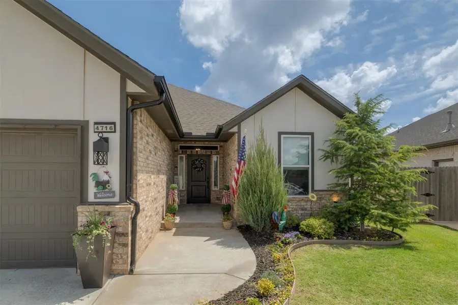 4716 Bermuda Drive, Mustang, OK 73064 - #2