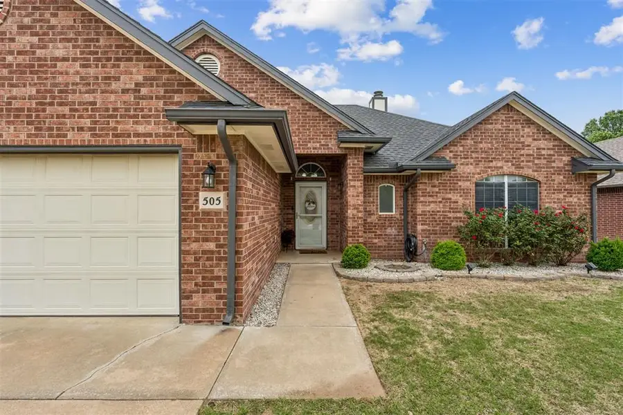 505 Oakdale Drive, Enid, OK 73703 - #2
