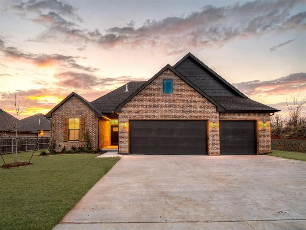 2240 E Thomas Terrace, Mustang, OK 73064 - #1