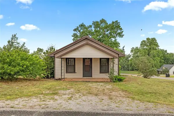 435 N Hunt Avenue, Hydro, OK 73048