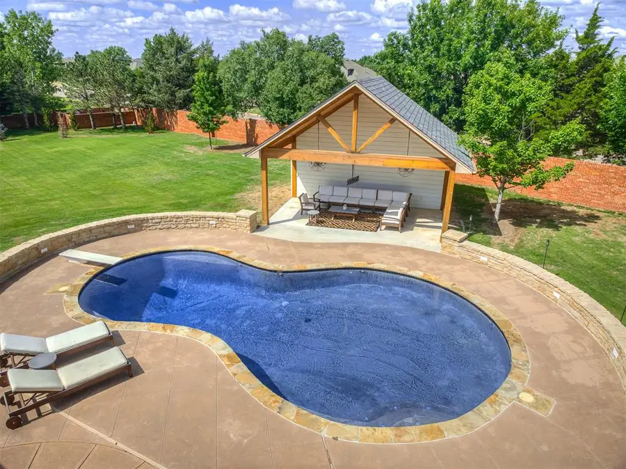 18601 Wolf Creek Drive, Edmond, OK 73012 - #2