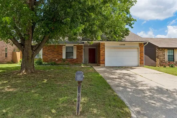 12309 Rockgate Drive, Yukon, OK 73099