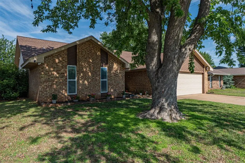 1213 Bluff Creek Drive, Edmond, OK 73012 - #1