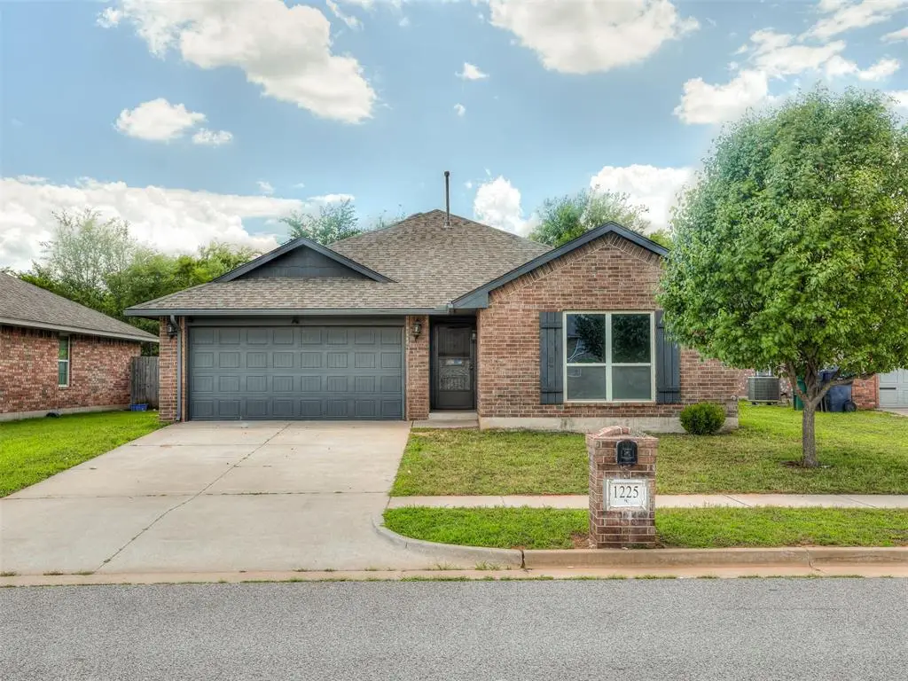 1225 Hickory Creek Drive, Yukon, OK 73099 - #1
