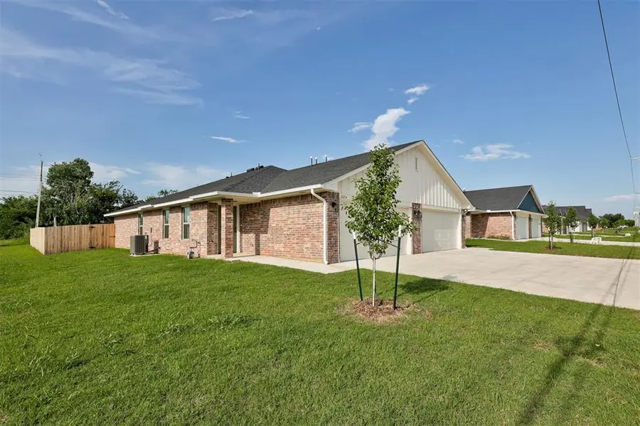 200 NW 122nd Street #A & B, Oklahoma City, OK 73114 - #3