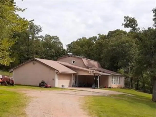 21303 E Trailridge Road, Tecumseh, OK 74873 - #1