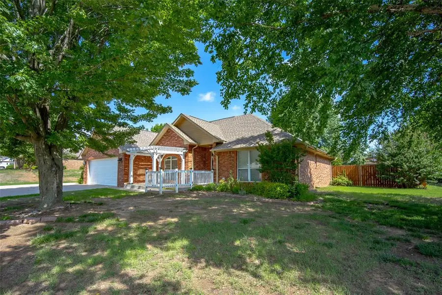 1011 Woodbrook Boulevard, Purcell, OK 73080 - #2