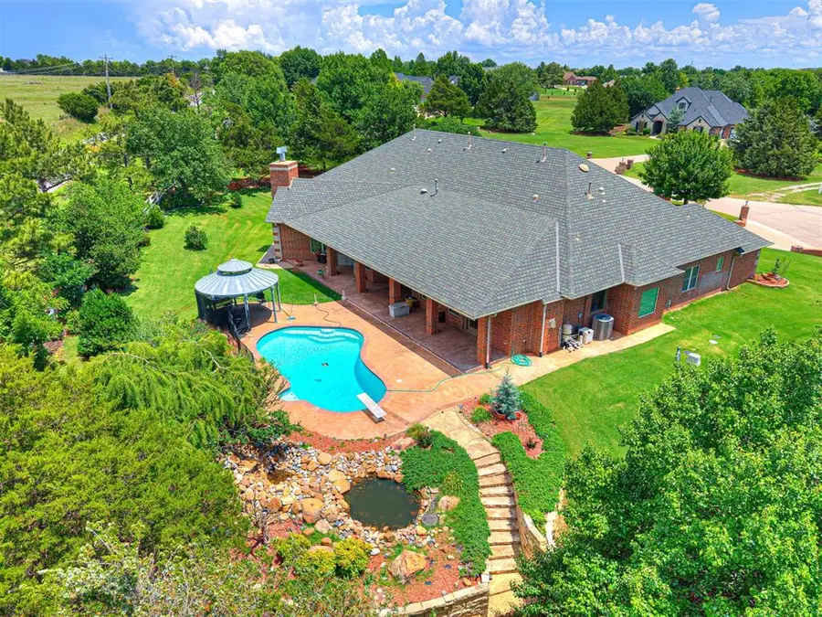 20611 Deer Springs Circle, Edmond, OK 73012 - #2