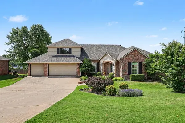 2204 Hanover Lane, Edmond, OK 73034