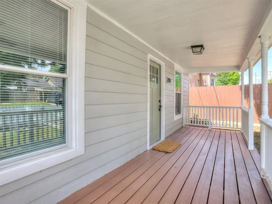 208 E Carson Street, El Reno, OK 73036 - #3