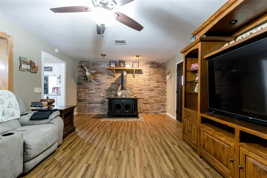 132 Merritt Drive, Elk City, OK 73644 - #3