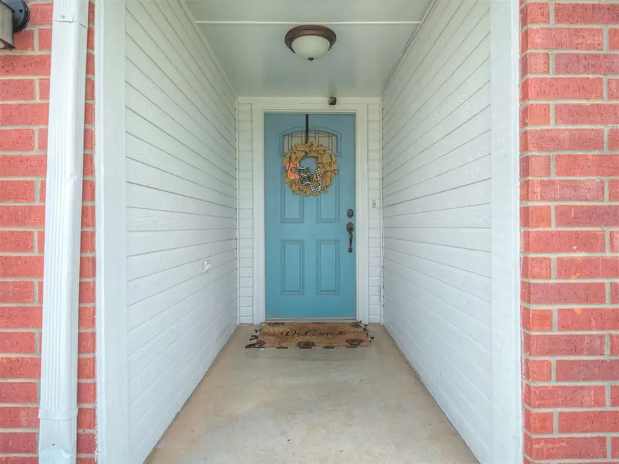 1928 Parkside Drive, Moore, OK 73160 - #3