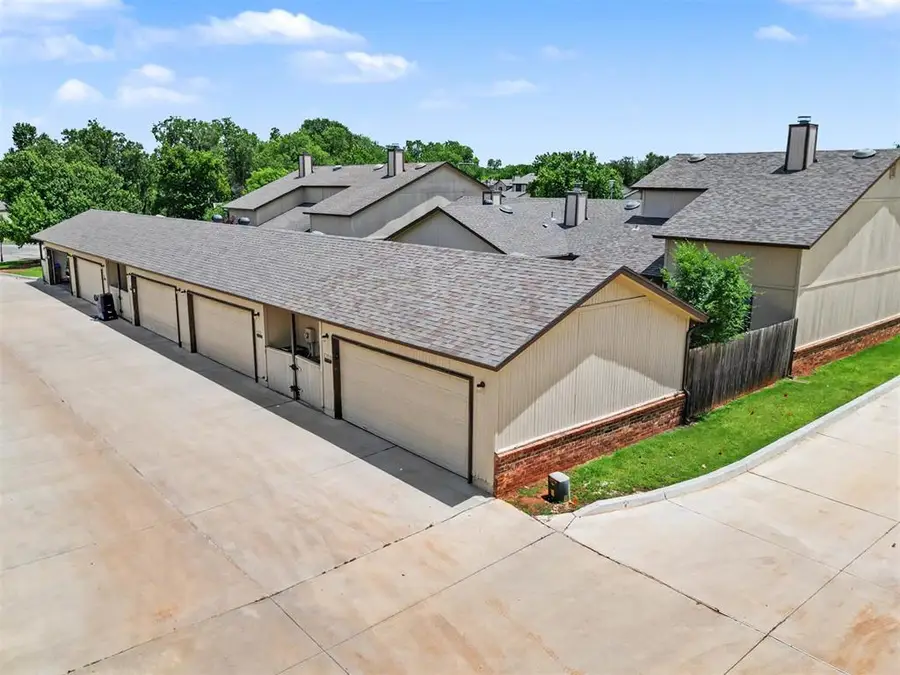 13711 E Crossing Way, Edmond, OK 73013 - #3