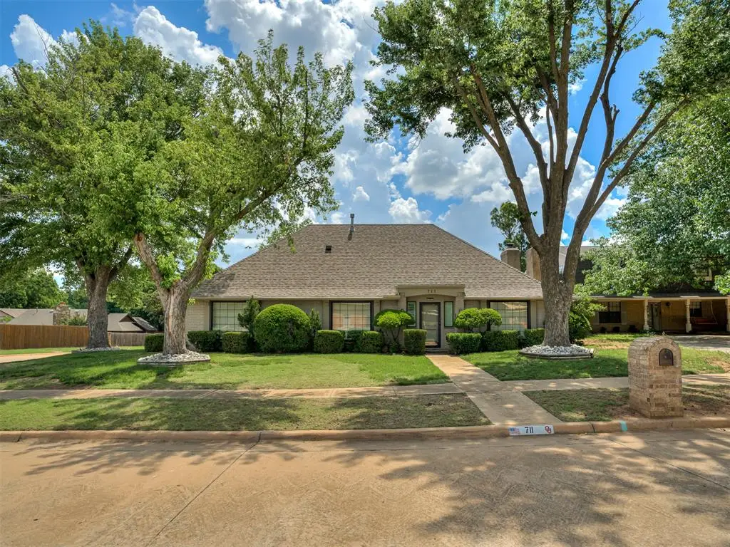711 Landsdowne Court, Norman, OK 73072 - #1