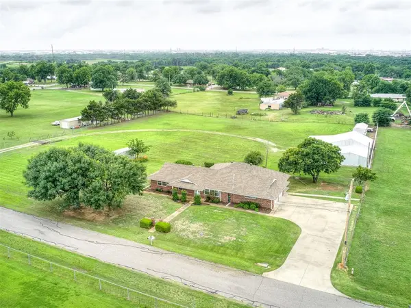 5740 Willow Brook Lane, Norman, OK 73069