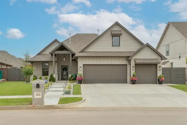 2004 Aminas Way, Yukon, OK 73099