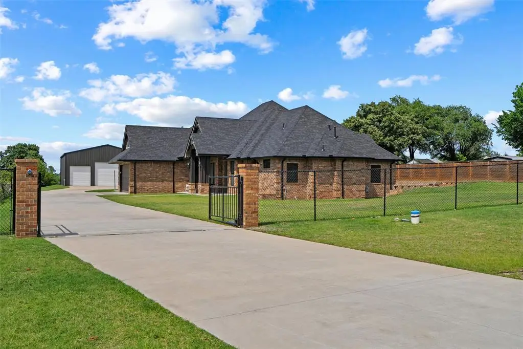 12405 SE 15th Street, Choctaw, OK 73020 - #1